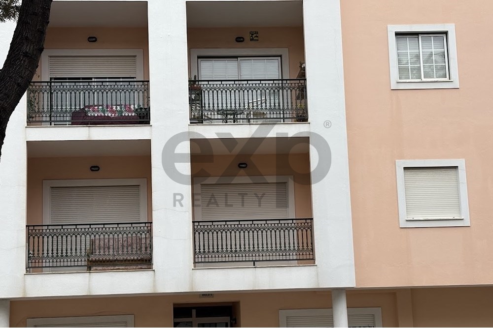 3 bedroom apartment for sale in Quarteira -Algarve