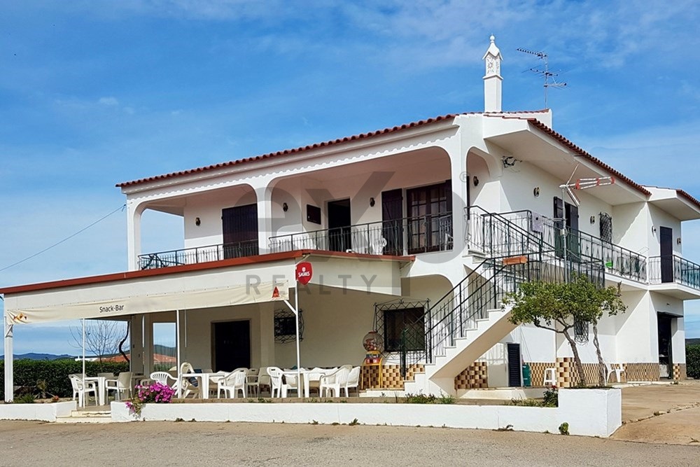 Encanto Rústico: Casa 2 Andares em Tavira, Algarve