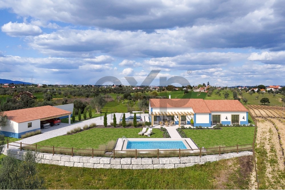 Magnificent farm in São Vicente do Paul and Vale de Figueira, Santarém