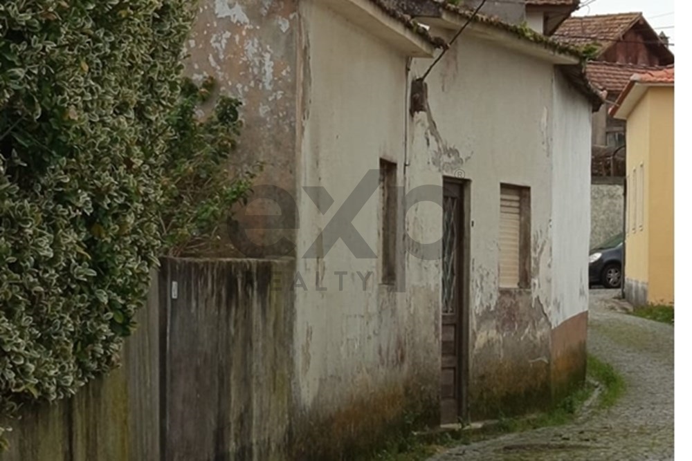 Quintinha com Terreno Francelos