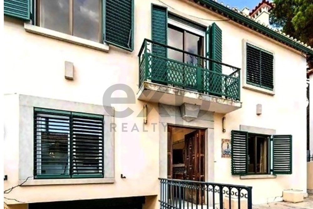 Villa in the center of Lisbon with 9 rooms and Swimming Pool