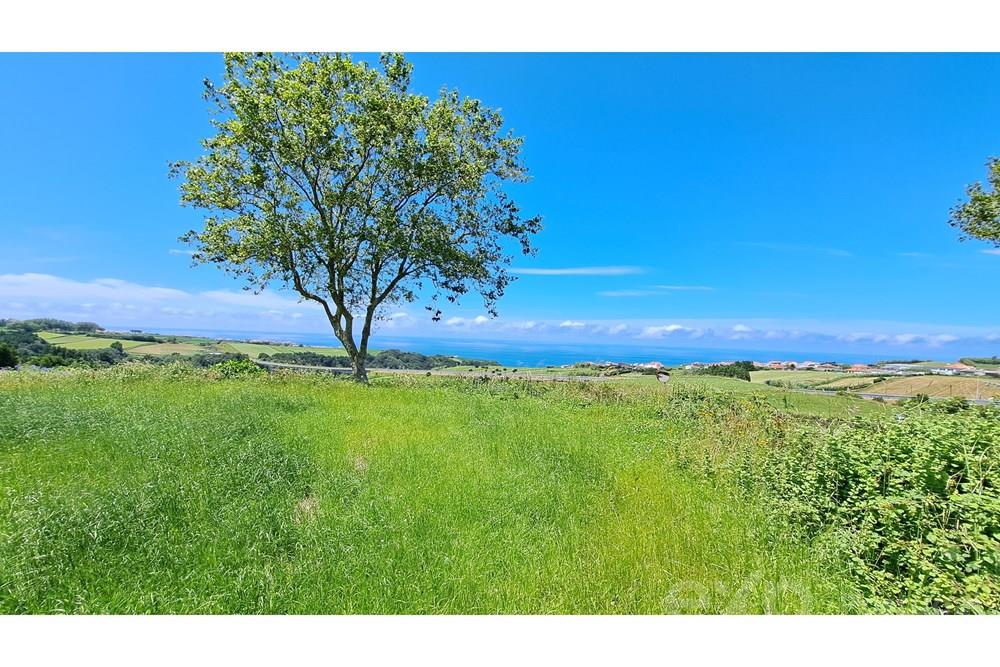 Land with sea view