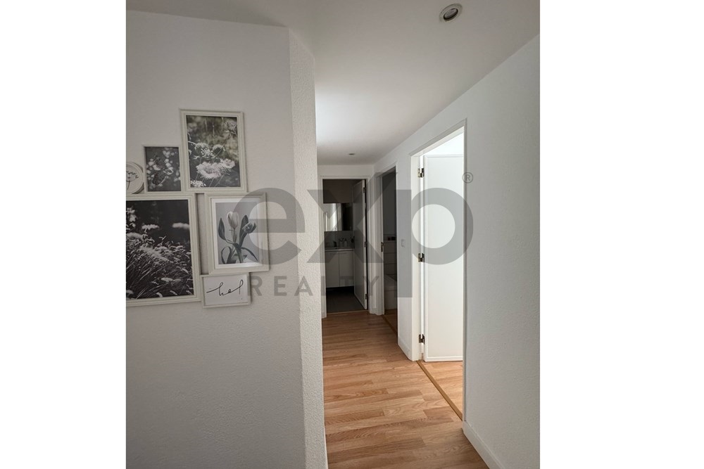 Apartamento T2 remodelado em Aguas Livres - Damaia