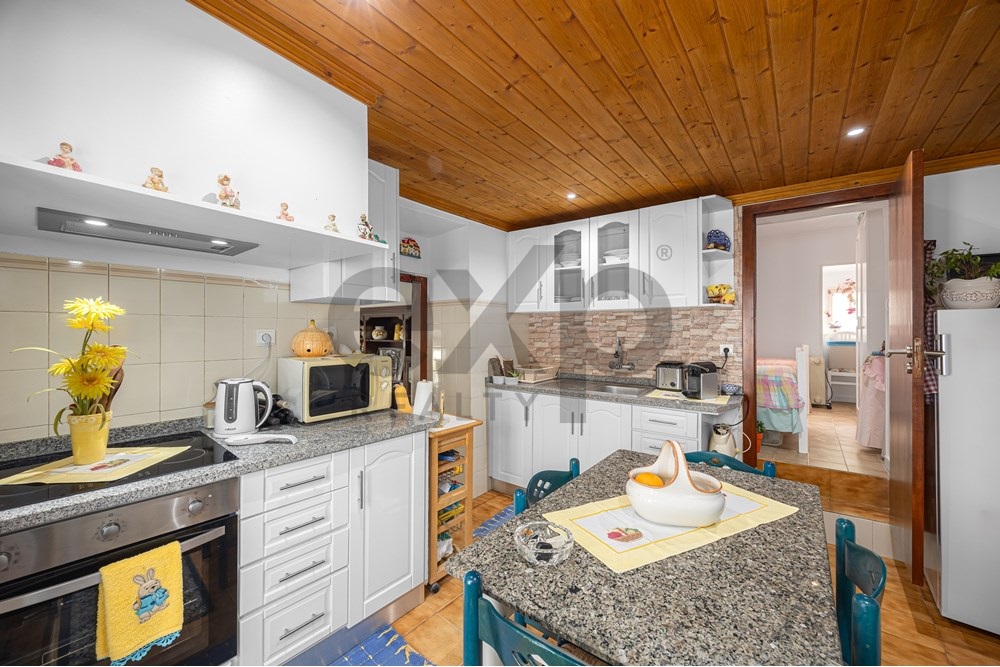 Detached house T2