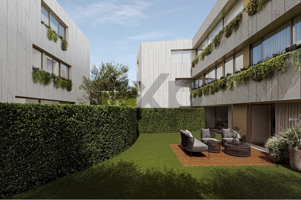 Apartamento T5 DUPLEX, com Jardim - Nevogilde - PORTO