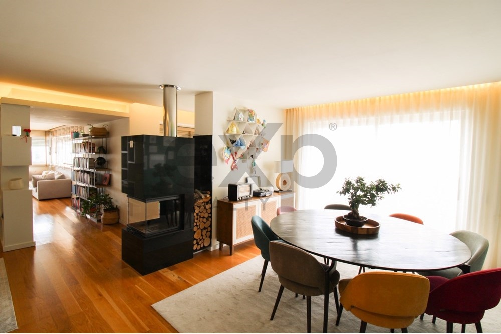 Linda Penthouse T3 com vistas sobre o Porto e o Rio Douro!!