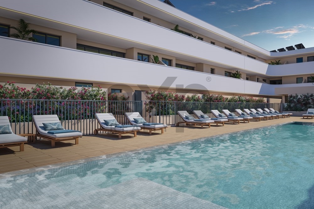 EXCELLENT TWO BEDROOM APARTMENT WITH POOL JUST 200 METERS FROM CABANA'S PROMENADE