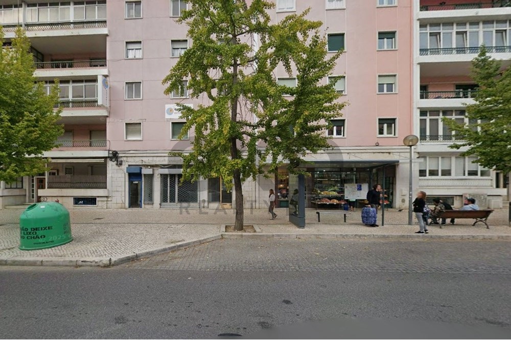 Loja ampla Lisboa central