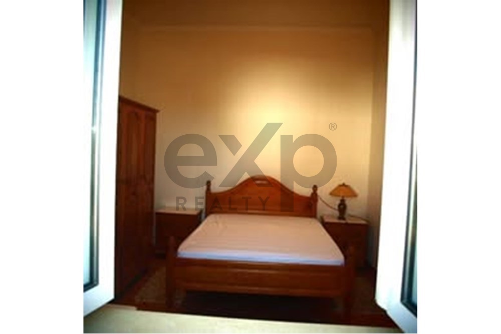 Casa de campo T2+1  em São Clemente