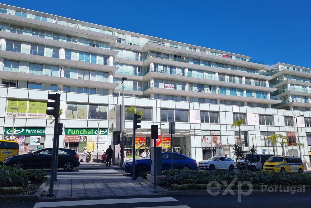 Novo Apartamento T3 no Centro do Funchal