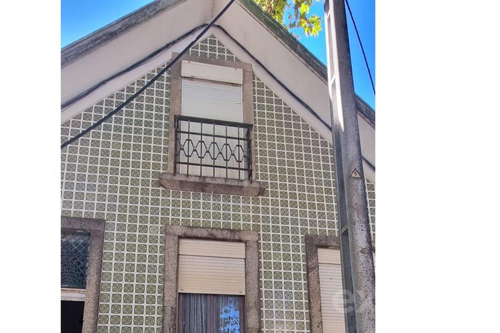 MORADIA V6 PARA REMODELAR NA  AGUDA