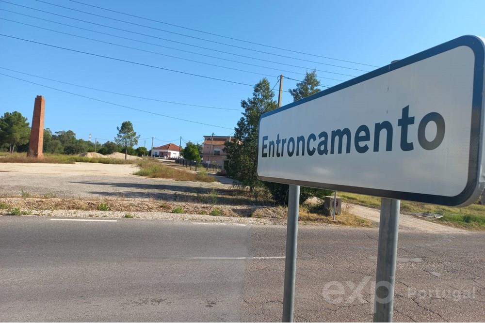 Building land in Lagoas, Entroncamento, Santarém