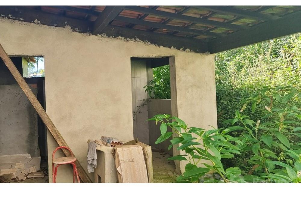 QUINTINHA COM CASA PARA REMODELAR EM S FELIX DA MARINHA