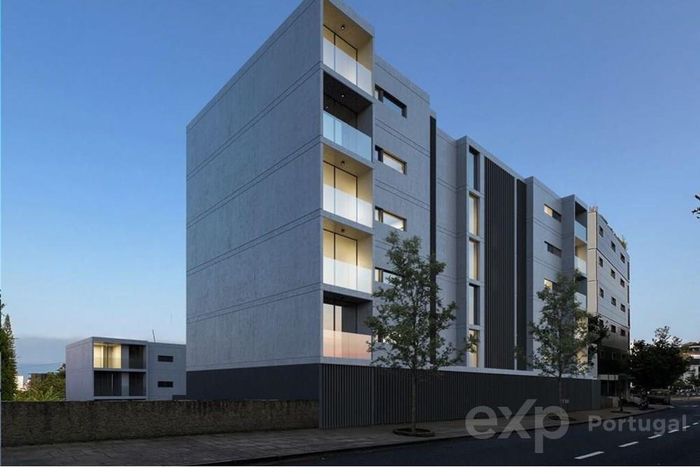 Apartamento T3 Novo nos Barreiros - Funchal