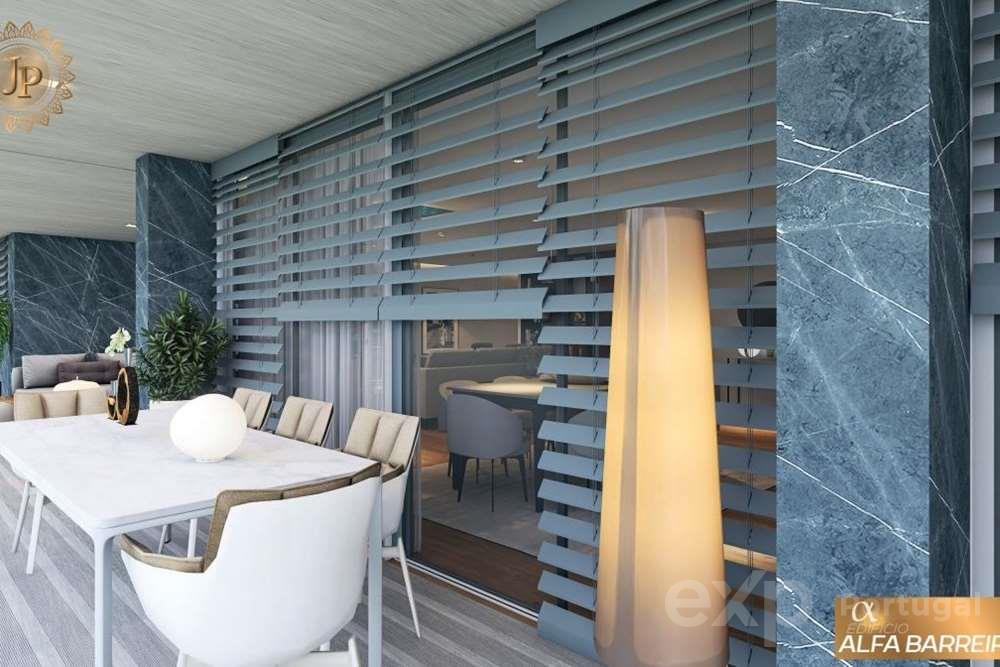 Apartamento T2 com Terraço e Jardim - Barreiros/Virtudes - Vista Mar