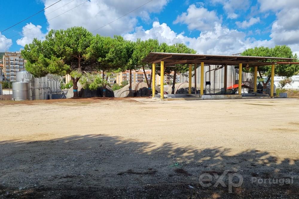 Terreno urbano para construção centro Arruda dos Vinhos, distrito de Lisboa