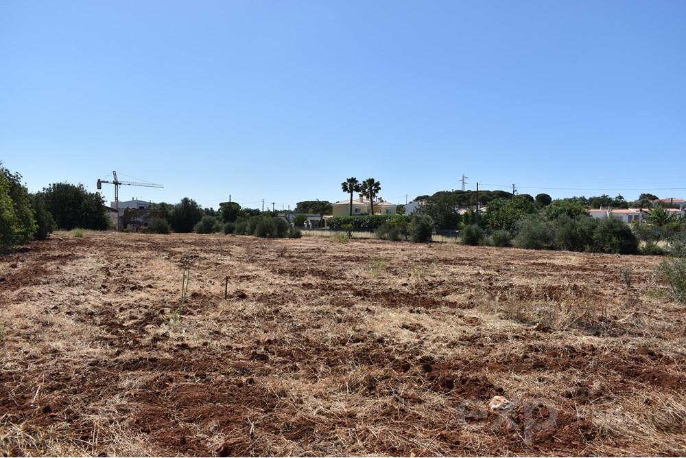 Terreno para venda localizado Conseguinte Vilamoura, Quarteira