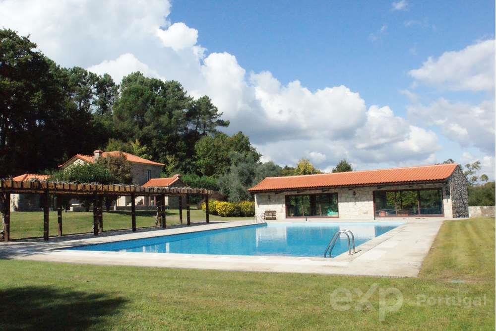 Farm with swimming pool and tennis court in Valença, Portugal