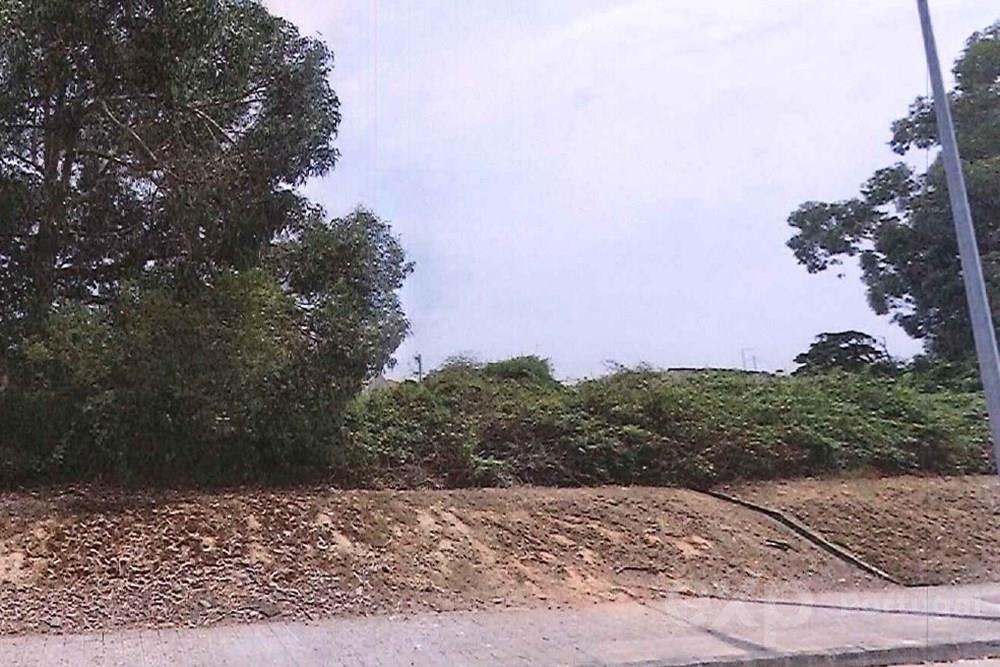 TERRENO COM VIABILIDADE PARA CONSTRUÇÃO EM VALADARES