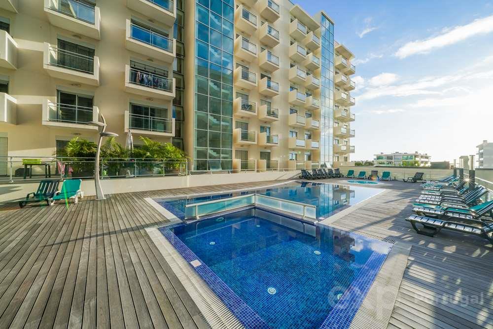 Apartamento luxo T3 Funchal com Piscina e Ginásio
