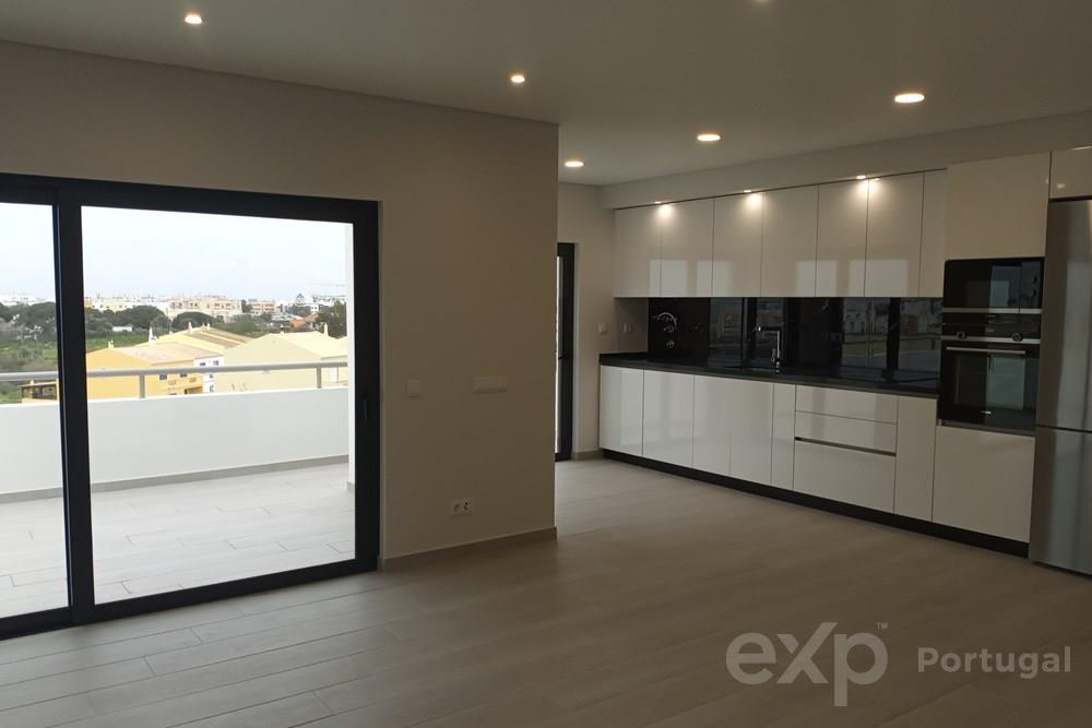 Apartamentos novos com garagem em box, em Quelfes, Olhão, Faro, Algarve, Portugal