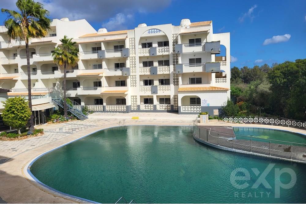 T1 Apartment in turistic resort with Pool & Garden view