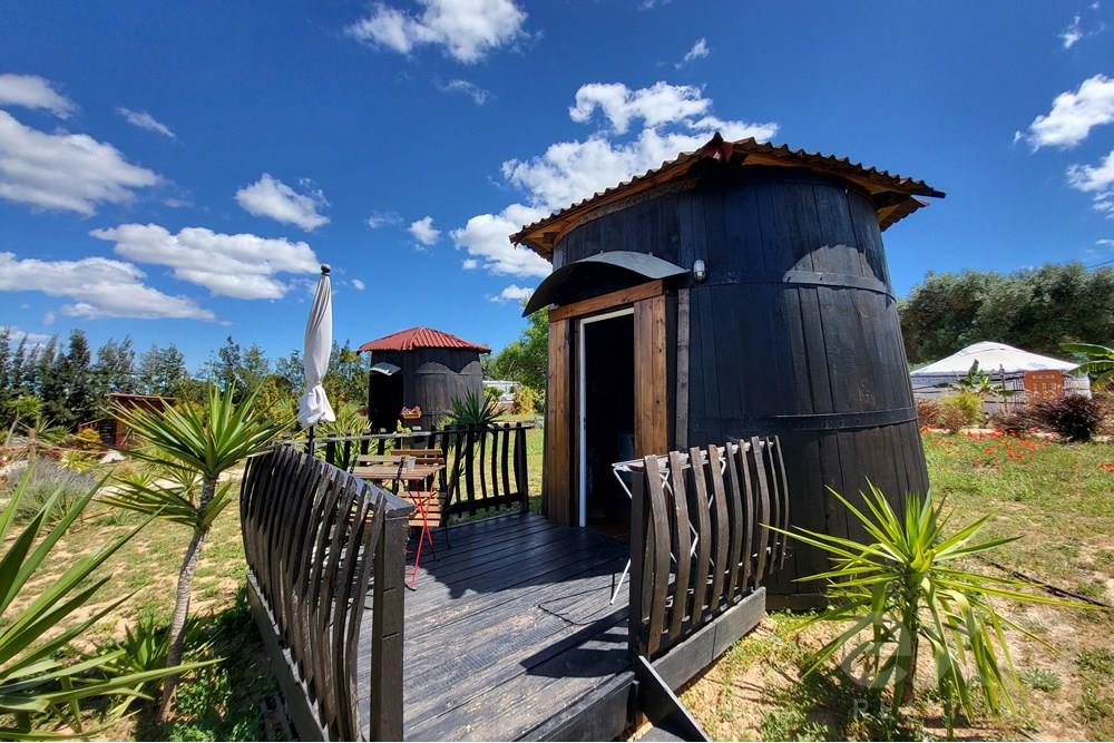 Farm typical Algarve with pool and anexes for tourism.