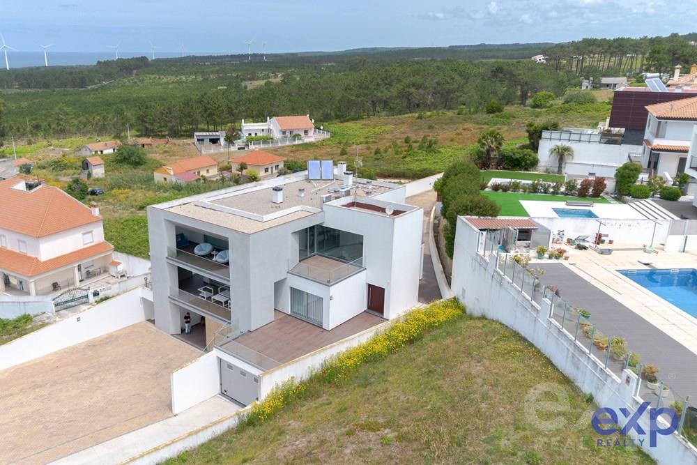 UM DIAMANTE NA NAZARÉ