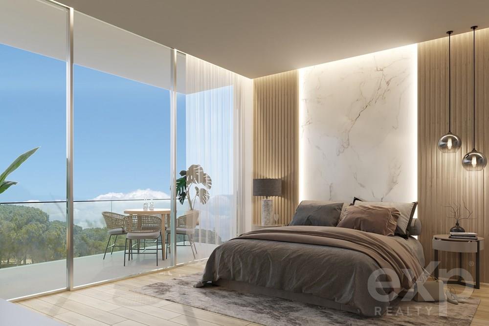 MORADIA T5 INDIVIDUAL MODERNA E ARQUITETURA CONTEMPORANEA COM PISCINA EM FARO