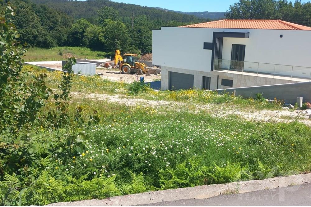 Excelente Terreno para construção de uma moradia...