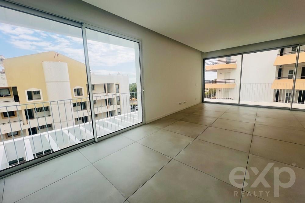 Apartamento T3 Novo em Vilamoura