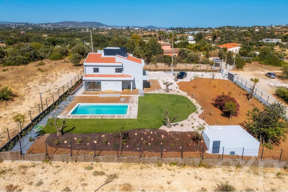 Luxury 7 Bedroom Villa in Fonte Santa - Quarteira