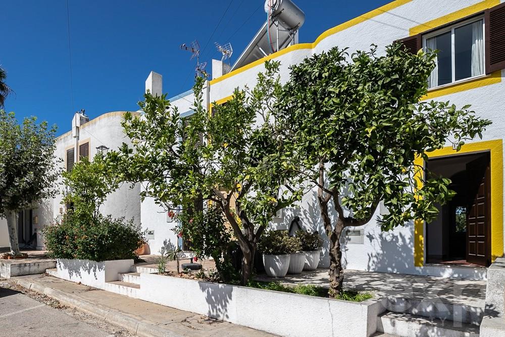 Townhouse in Cabanas de Tavira with patio