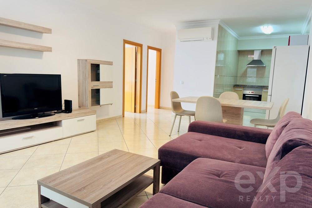 1 + 1 bedroom flat in the center of Vila Real de Santo Antonio, close to the lighthouse