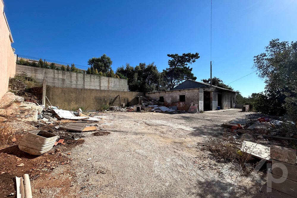 Terreno Urbano para construção de Moradia.