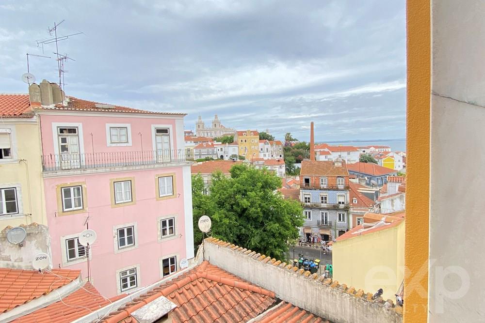 Arrendamento T1, 3º Andar, Bairro do Castelo, Alfama, Lisboa