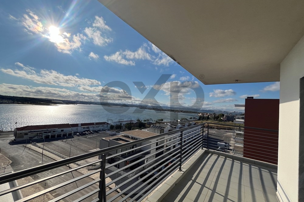 Apartamento T3 - Seixal - Qtª do Outeiro