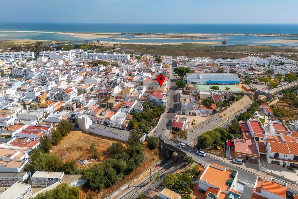 Moradia T4 Tradicional na Fuseta com Vista para a Ria Formosa