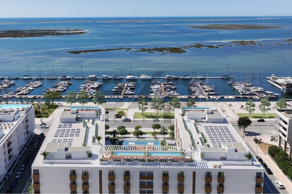 ELEGANTE E LUXUOSO T2 (C4B) EM MARINA OLHAO COM VISTA PARA AS ILHAS DO PARQUE NATURAL DA RIA FORMOSA.