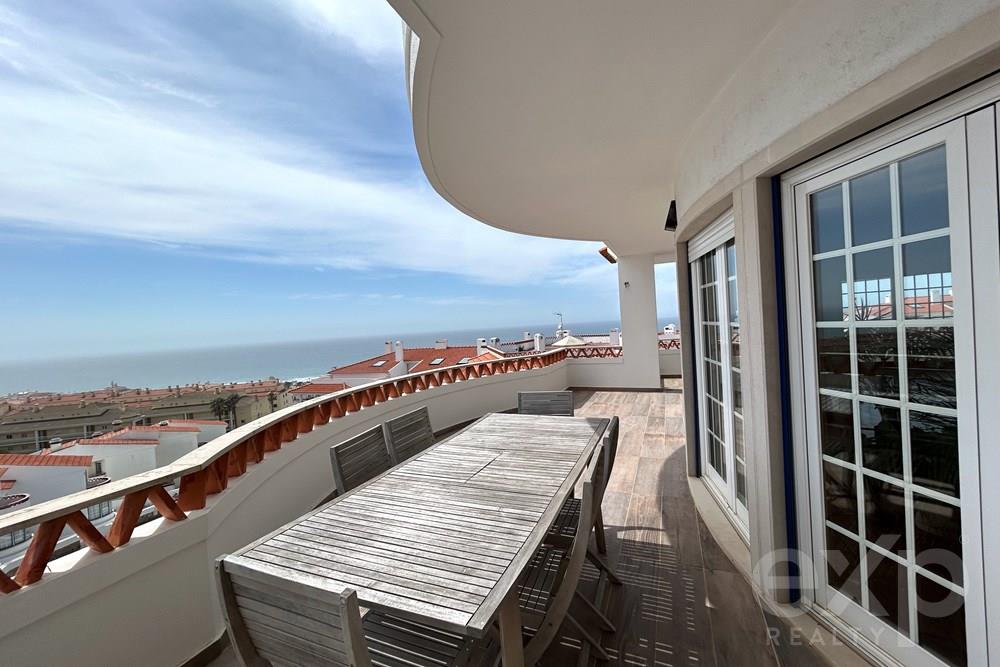 Luxuoso Penthouse T7  com Vista Mar na Ericeira