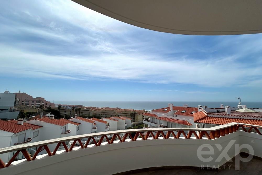 Luxuoso Penthouse T7  com Vista Mar na Ericeira