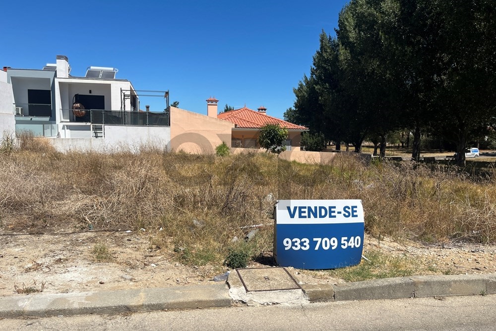 Terreno p/construção - Seixal - Redondos - Fernão Ferro