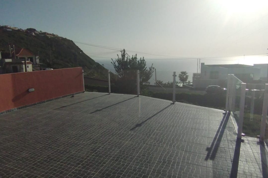 Moradia T3 Totalmente remodelada no Arco da Calheta