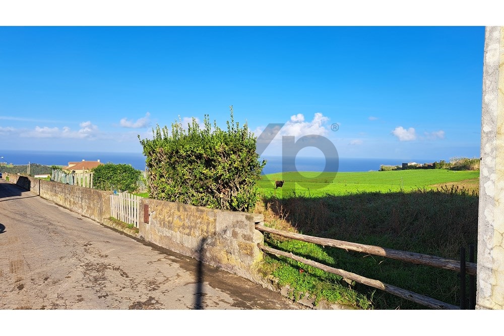 Terreno com vista mar, Achada-Nordeste