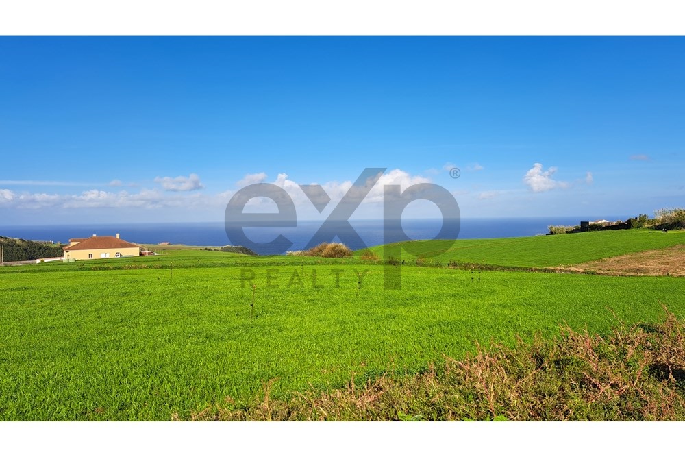 Terreno com vista mar, Achada-Nordeste