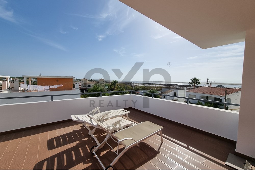 4-Bedroom Villa with Panoramic Terrace and Ria Formosa Views – Olhão