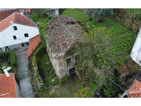 Detached house to restore T3
